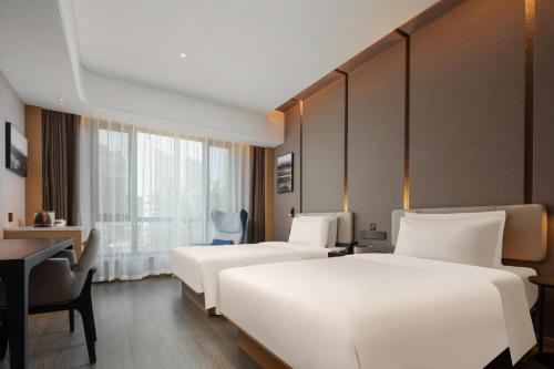 atour hotel jincheng zezhou road