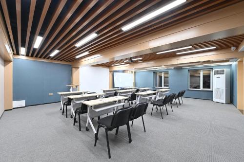 atour x hotel shenyang rialway station zhongshan road
