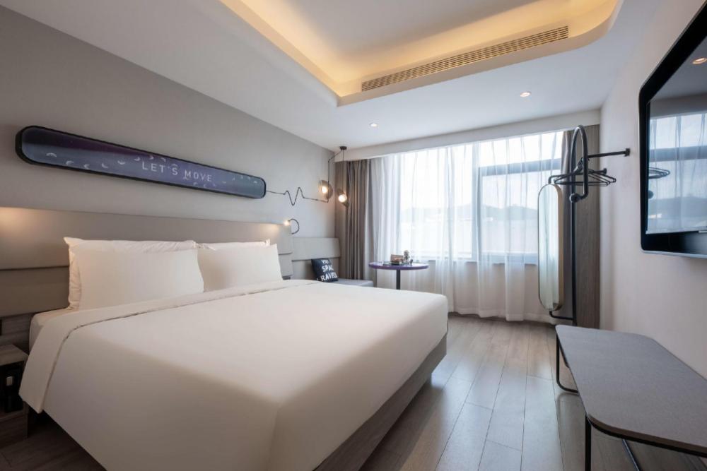 atour light hotel jinan jingshi road provincial sports center