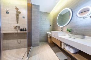 atour hotel yibin west high speed railway station