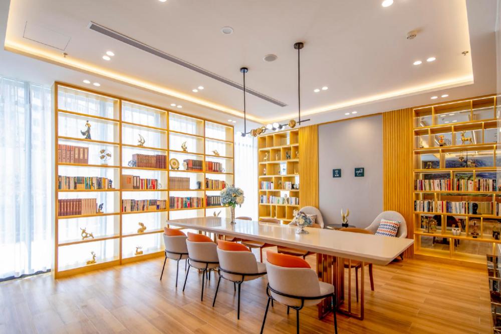 atour x hotel dalian xinghai square xi an road