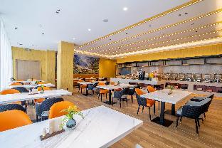 atour x hotel dalian xinghai square xi an road