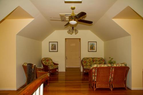 clarence river bed and breakfast