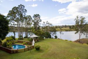 clarence river bed and breakfast