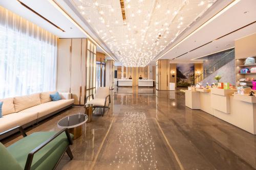 atour hotel shenzhen guangming science city