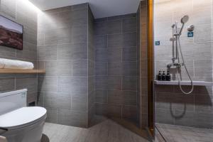 atour hotel shenzhen guangming science city