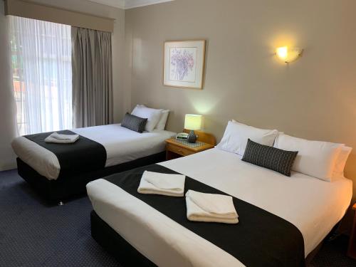Heritage Motor Inn Goulburn,Goulburn>>Capital Country,4 star