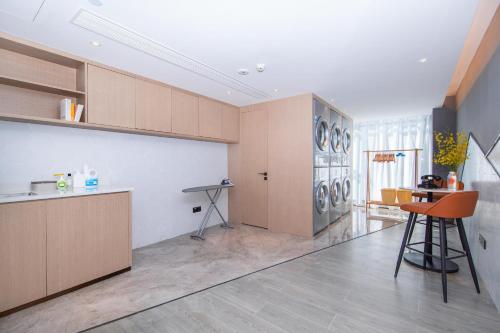 atour hotel zhongshan xiaolan