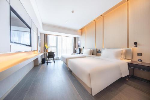 atour hotel zhongshan xiaolan