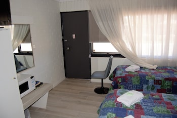 civic motor inn