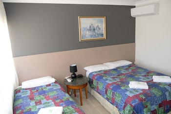 civic motor inn