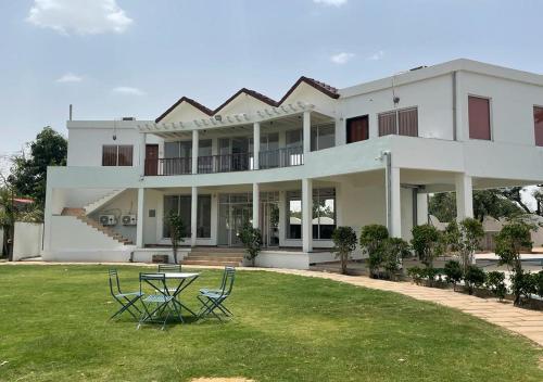 las cabanas resort pushkar