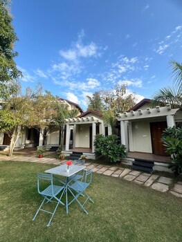 las cabanas resort