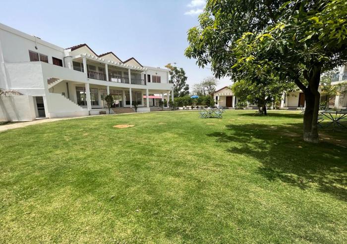 las cabanas resort pushkar