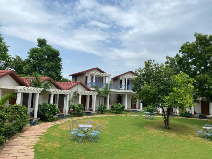 las cabanas resort pushkar