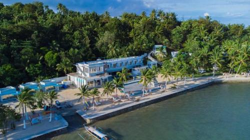 namanday island resort