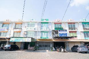 reddoorz aralia harapan indah