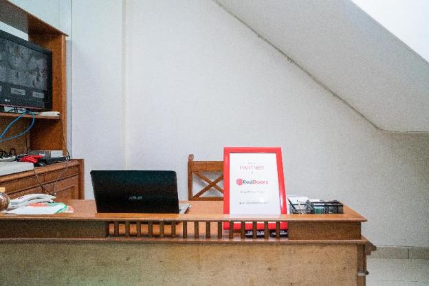 reddoorz aralia harapan indah