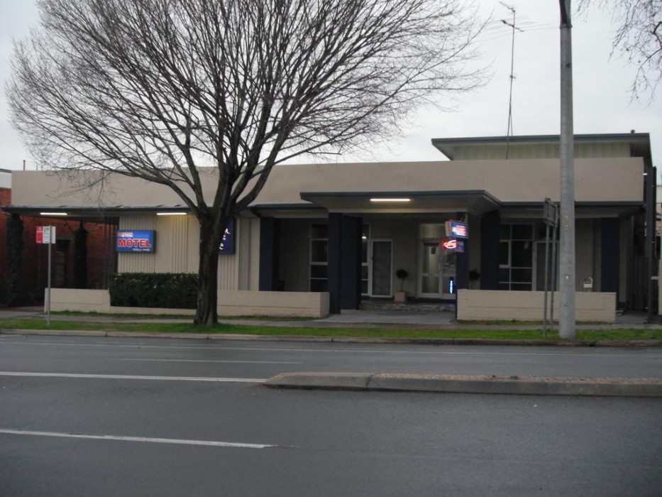 Albury Clifton Motel,New South Wales>>Albury,3 star