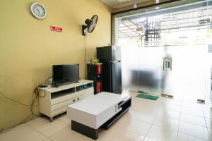 reddoorz syariah jalan bukit kaminting 2
