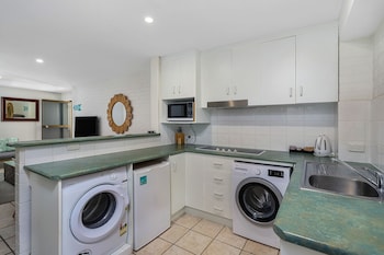 bayview beachfront apartments in town right on the beach