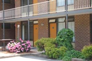 red cedars motel