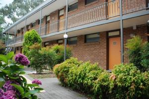 red cedars motel