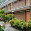 red cedars motel
