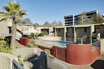 Manuka Park Apartments,Canberra>>Barton,4 star