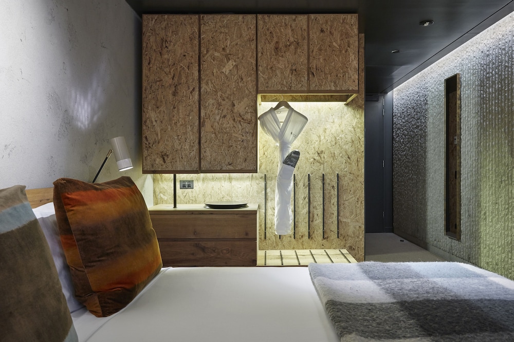 ovolo nishi