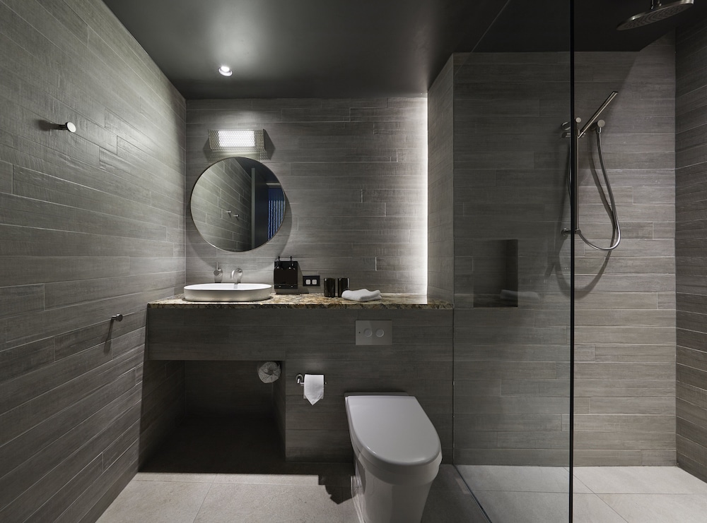 ovolo nishi
