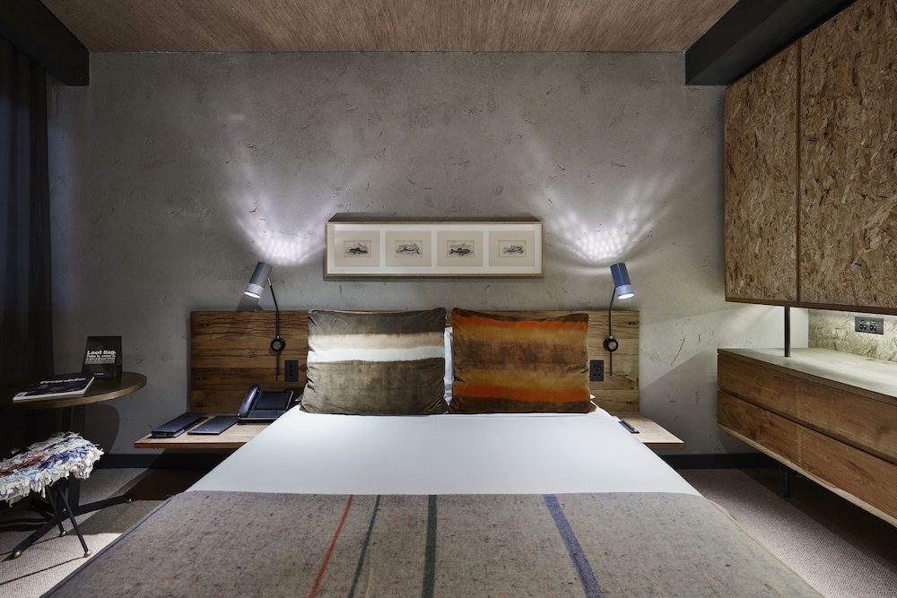 ovolo nishi