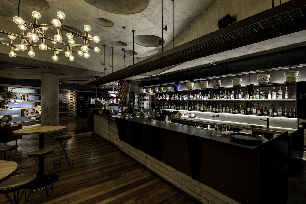 ovolo nishi