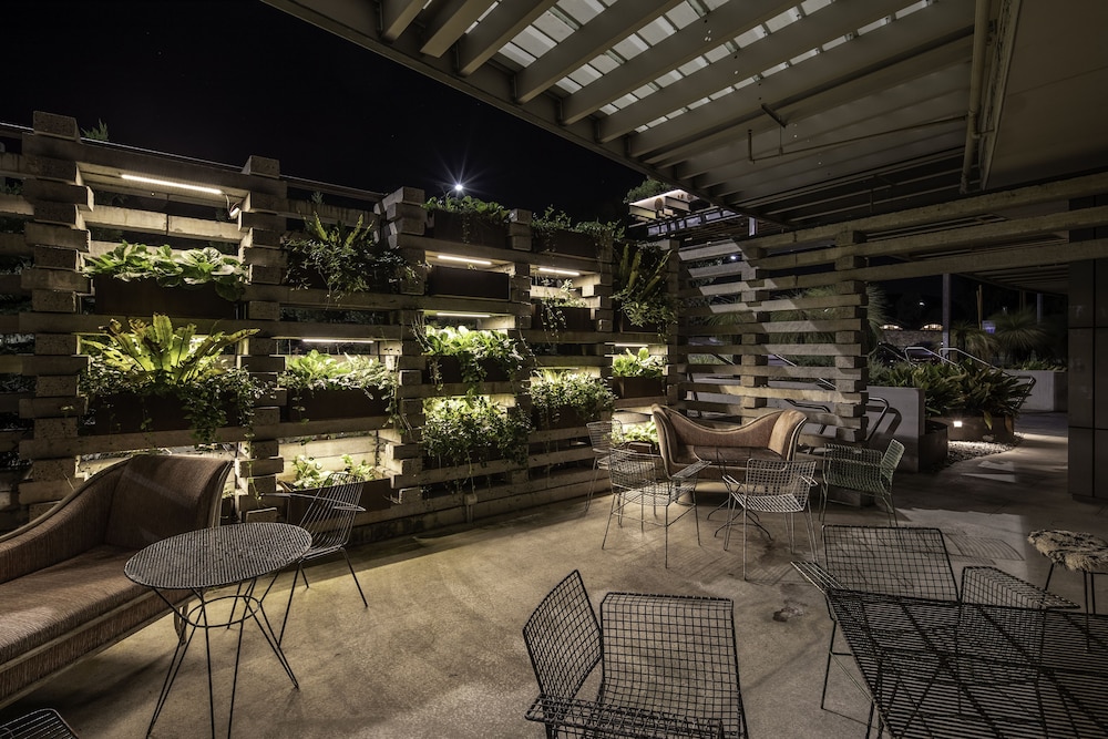 ovolo nishi