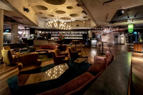 ovolo nishi