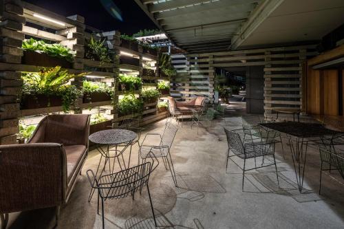 ovolo nishi