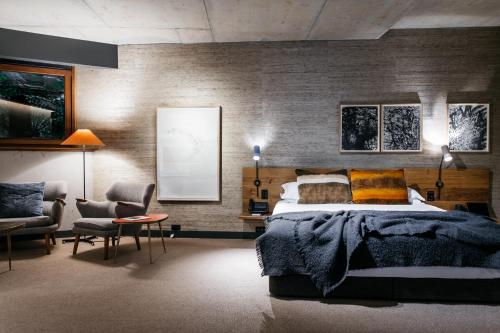 ovolo nishi