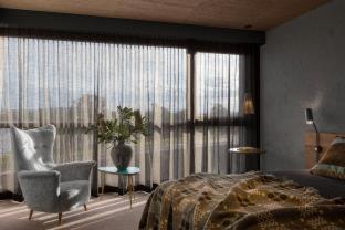 ovolo nishi