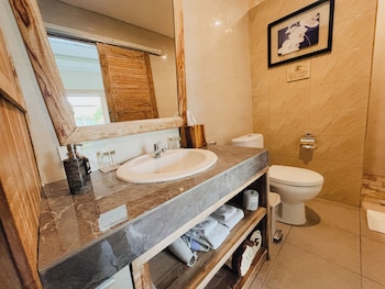 green dmel luxury homestay