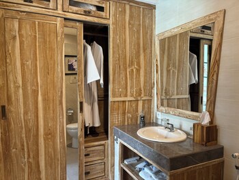 green dmel luxury homestay