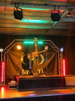 the queensport motel and tavern