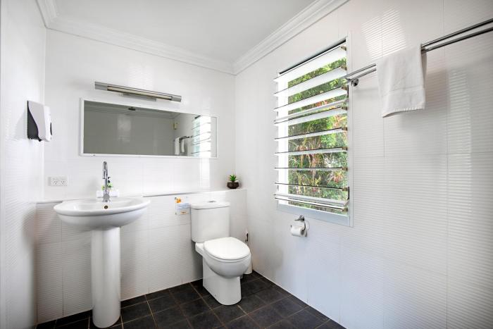 bush village holiday cabins