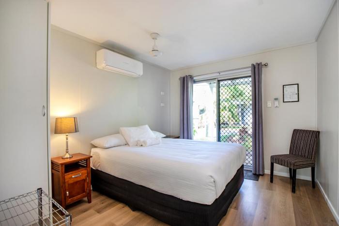 bush village holiday cabins