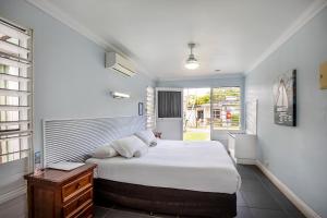 bush village holiday cabins