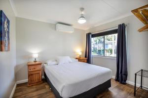 bush village holiday cabins