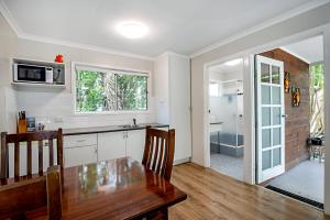 bush village holiday cabins