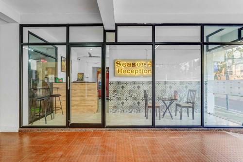 season 4 residences 1bhk furnished apartment near tidel park iit madras and apollo cancer centre