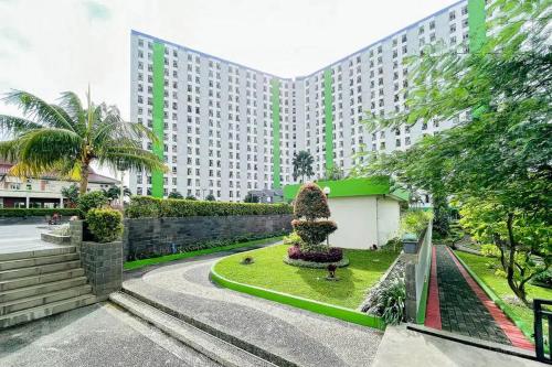 redliving apartemen green lake view ciputat syafa property tower e