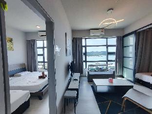 jacks jesselton quay citypads