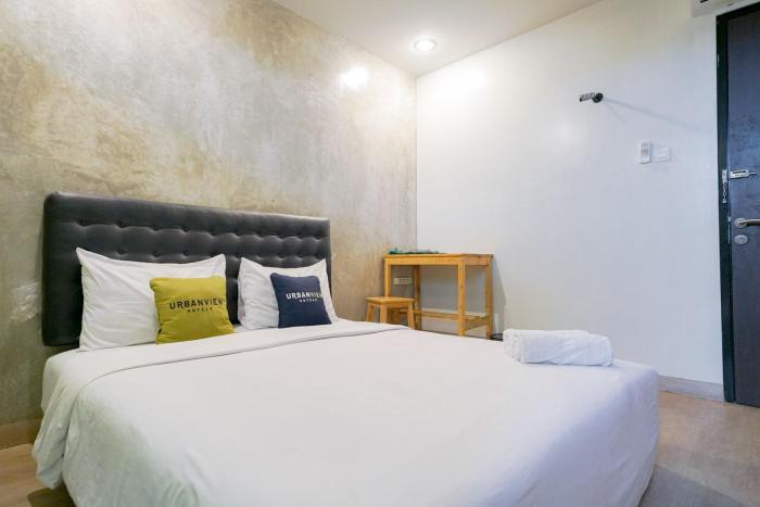 urbanview hotel syariah de umbrella ciputat